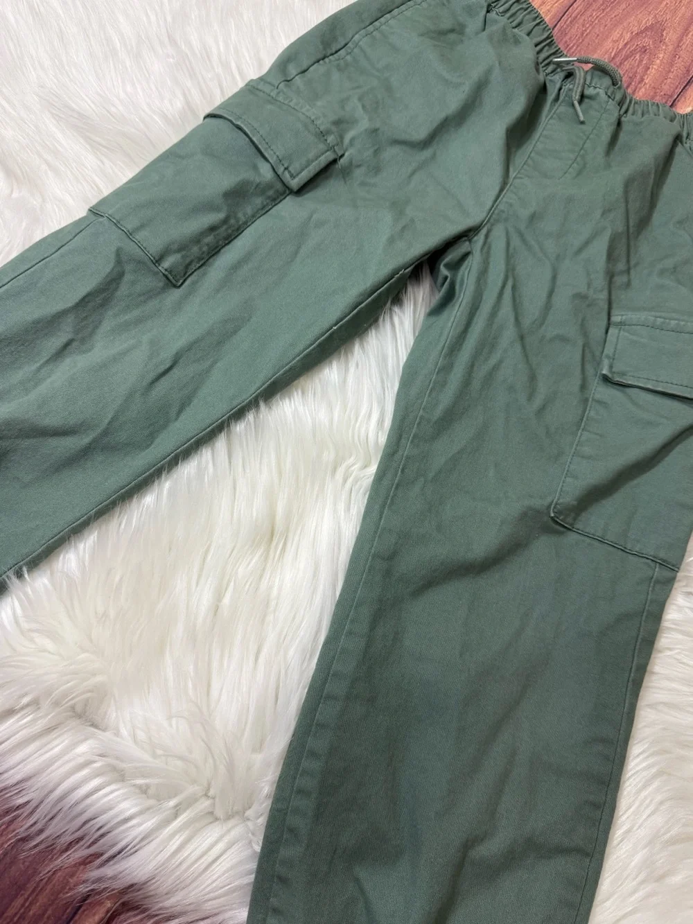 GAP Kids Green Cargo Jogger Pants - Boys Size M (8–9)